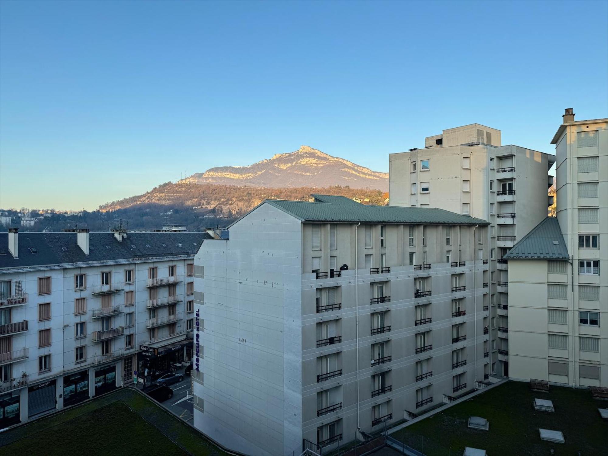 Logement Autour De Moi * * * * * Chambéry Exteriör bild